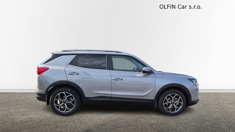 SsangYong Korando Style 1,5 GDI 4x4 120KW - fotka 6 z 25