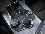 Alfa Romeo Stelvio (2018) 2.0 T 280k AT8 ZF Q4 4x4 Super - náhled 16
