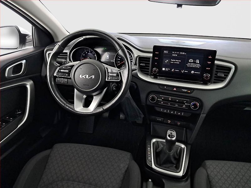 Kia Ceed (2024) 1.5 T-GDI, ČR,1.maj - fotka 7 z 19