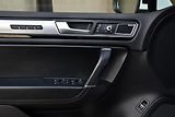 Volkswagen Touareg 3.0 TDi V6 DSG 4M,R-LINE,FACE - náhled 11