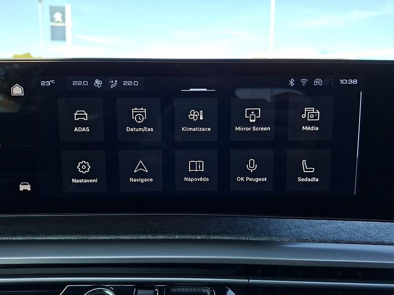 Peugeot 5008 ALLURE HYBRID 145k e-DCS6 - fotka 21 z 28