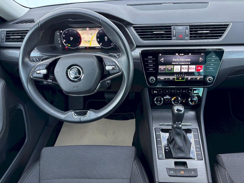 Škoda Superb (2023) 2.0 TDI 110kW DSG Style Busine - fotka 9 z 35