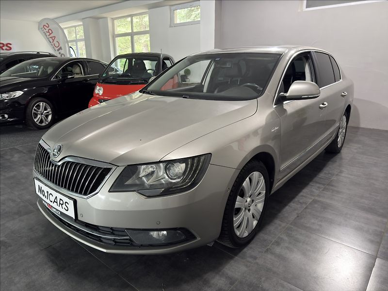 Škoda Superb 3,6   V6 260HP LAURIN WEBASTO - fotka 3 z 37
