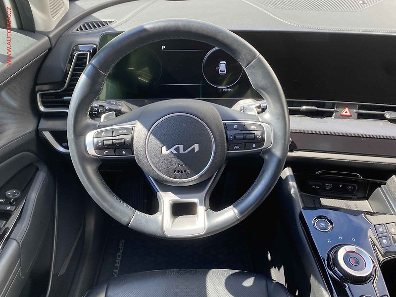 Kia Sportage (2023) 1.6 TGDi, 2.maj,ČR, TOP, AT - fotka 11 z 22