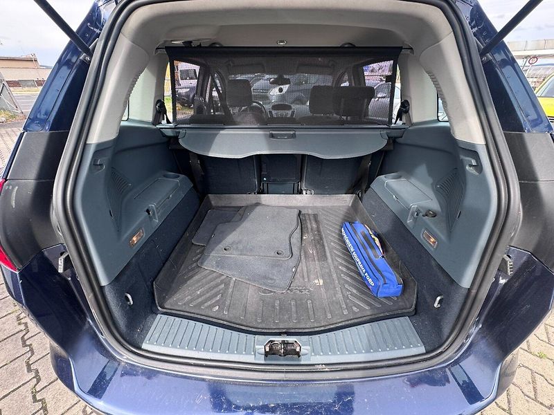 Ford Grand C-MAX (2011) AUTOMAT 2,0 TDCI NOVÁ STK - fotka 43 z 50