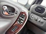 Chrysler Grand Voyager 3,3 V6 128kW A/T 7MÍST - náhled 13