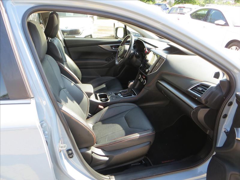 Subaru XV 2,0 i Executive ES Lineartroni - fotka 10 z 40