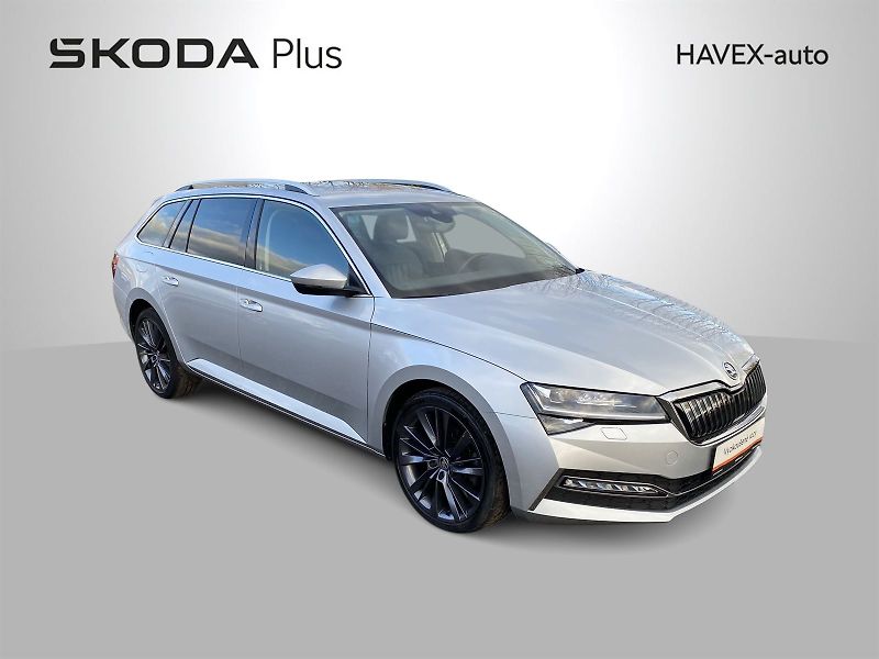 Škoda Superb (2021) Combi 1.4 TSI iV DSG Style - fotka 31 z 34