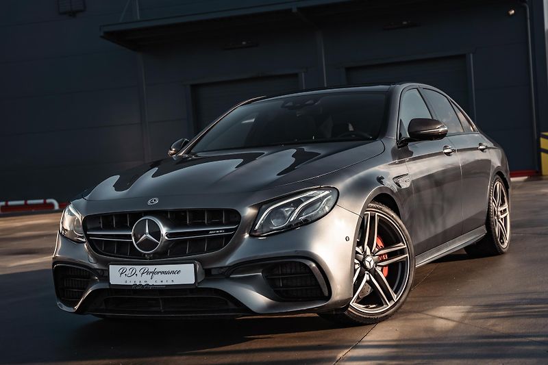 Mercedes-Benz Třídy E (2017) E63S AMG 4Matic+ V8 Biturbo - fotografie inzerátu