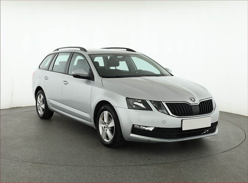 Škoda Octavia (2017) 1.6 TDI, Tempomat - fotografie inzerátu