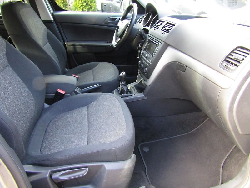 Škoda Yeti (2014) 1.6 TDI 77kW  BEZ KOROZE - fotka 28 z 38
