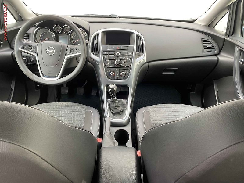 Opel Astra (2016) 1.4T, ČR, AC, STK6/28 - fotka 8 z 19