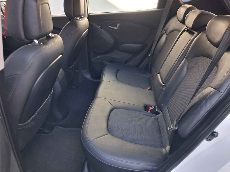 Hyundai ix35 (2014) 1.6 GDi, +ALU - fotka 10 z 17