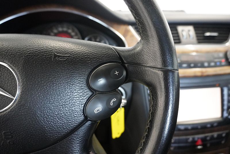 Mercedes-Benz CLS (2005) CLS350 3,5I AUTOMAT - fotka 19 z 31