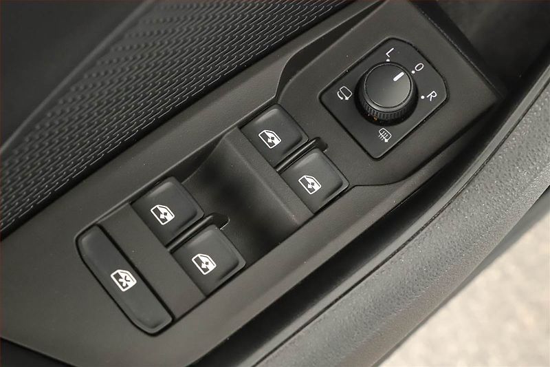 Škoda Octavia (2022) 2.0 TDI, ČR,1.maj, Serv.kniha - fotka 9 z 20