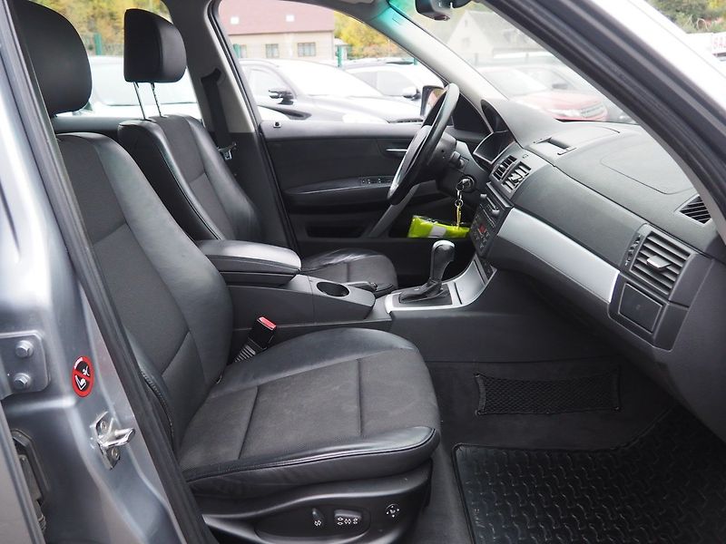 BMW X3 (2007) 3.0D 160 kW - fotka 17 z 32