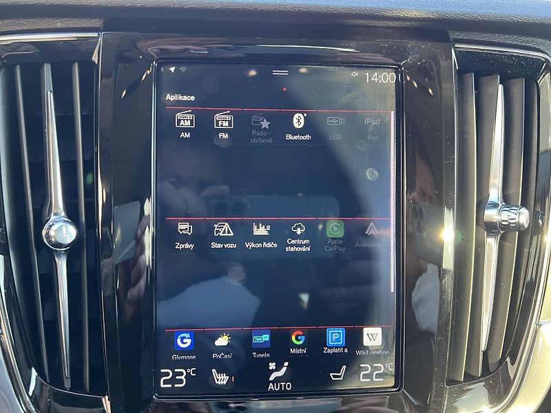 Volvo V90 (2019) 2.0d*173Kw*CrossCountry*4x4*AT - fotka 25 z 43