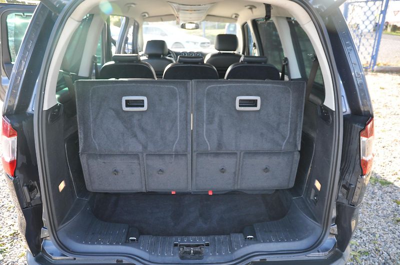 Ford Galaxy 2.0TDCi 103kW 7.míst - fotka 10 z 17
