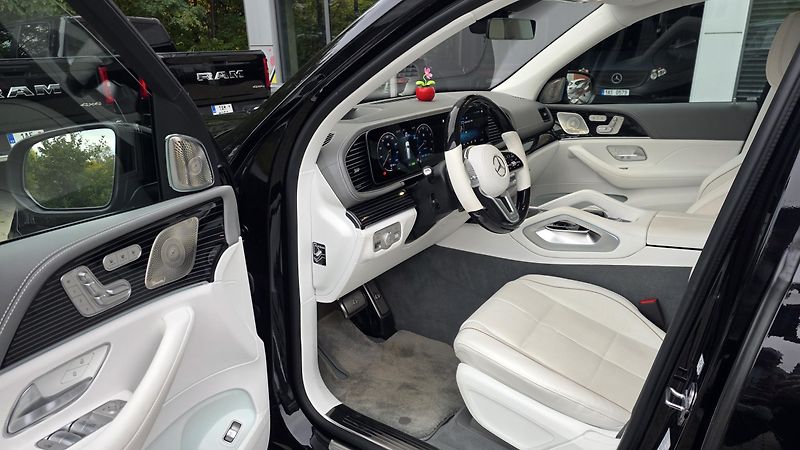 Mercedes-Benz GLS (2022) 600 MAYBACH záruka MAX VÝBAVA  - fotka 9 z 20