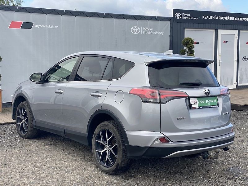 Toyota RAV4 2.0D, ČR, Active, tažné, STK - fotka 5 z 12