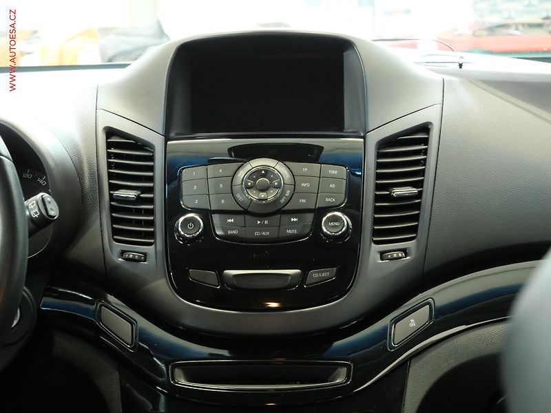 Chevrolet Orlando (2012) 1.8i, Kůže, navi, šíbr - fotka 13 z 24