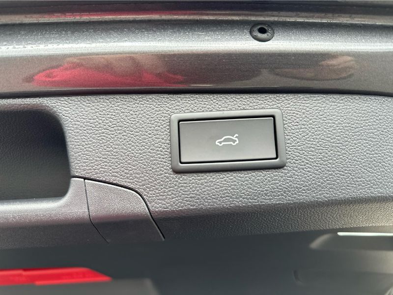 Škoda Superb (2026) 2,0 TDI 110 kW 7-stup. automat - fotka 13 z 24