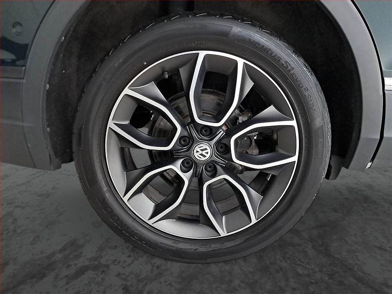 Volkswagen Tiguan Allspace (2019) 2.0 TDI - fotka 15 z 17