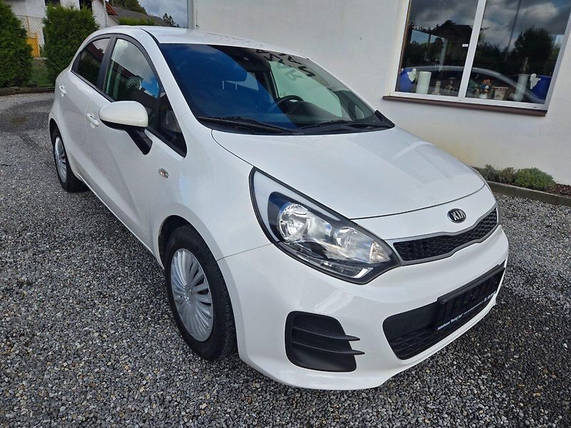 Kia Rio (2015) 1.2 i Zimáky,Serviska - fotka 2 z 25