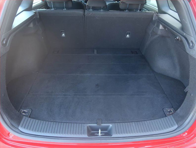 Hyundai i30 (2017) 1.0 T-GDI, Serv.kniha - fotka 13 z 14