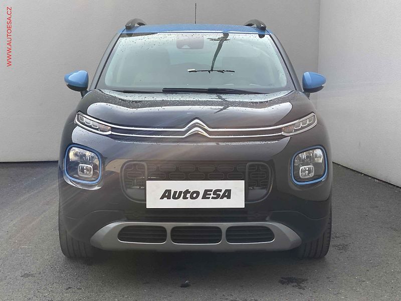 Citroën C3 Aircross (2020) 1.2 PT, Shine, navi, kamera - fotka 2 z 16