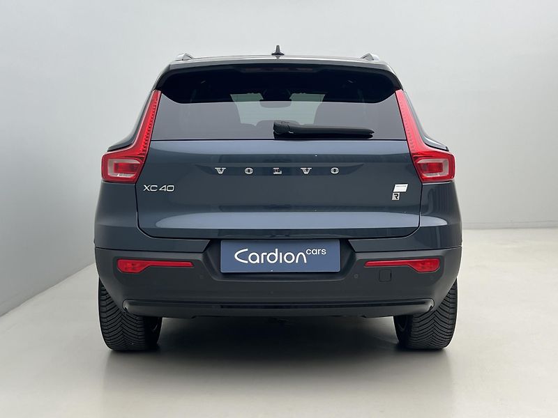 Volvo XC40 RECHARGE PRO AUT - fotka 11 z 44
