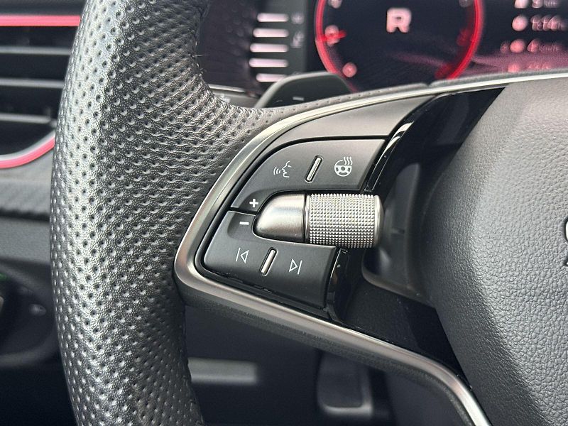 Škoda Kamiq (2026) 1.0 TSI DSG Monte Carlo - fotka 18 z 32