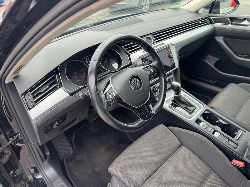 Volkswagen Passat (2019) 2,0 TDI 110 KW DSG Comfortline - fotka 11 z 30