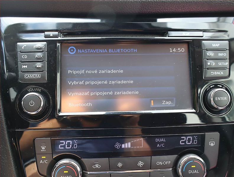 Nissan Qashqai (2016) 1.5 dCi, Serv.kniha, Navi - fotka 16 z 17