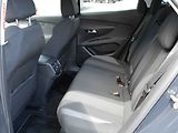 Peugeot 3008 (2020) 1.2 PT, ČR, Active - náhled 10