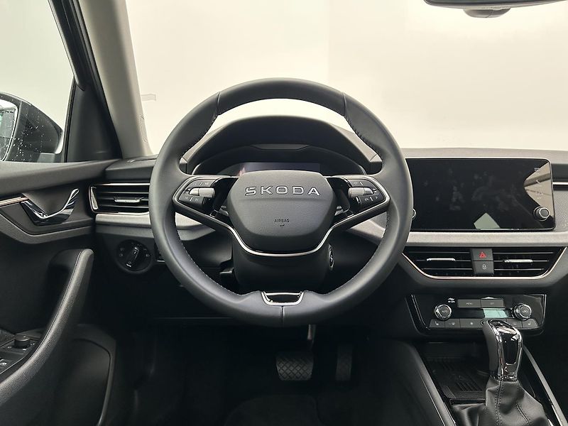 Škoda Scala 1.0 TSI Top selection - fotka 23 z 28
