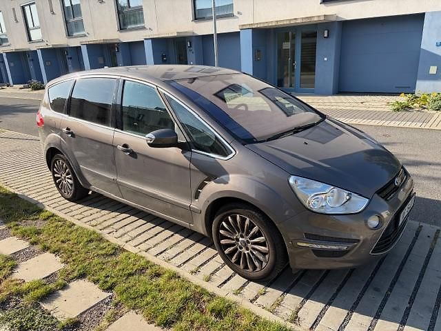 Ford S-MAX (2013) 2.0 Titanium, 7 míst - fotografie inzerátu