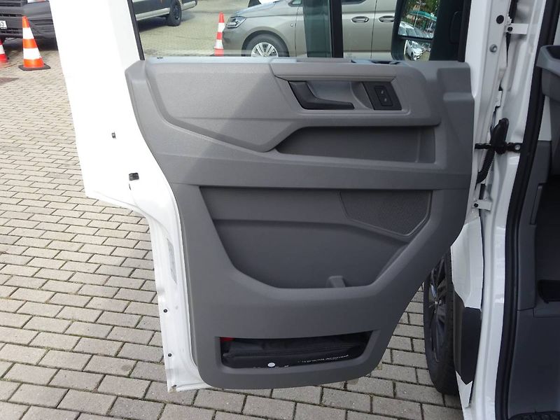 Volkswagen Crafter (2026) 35  2,0TDi /130kW 4Motion AUT - fotka 18 z 30