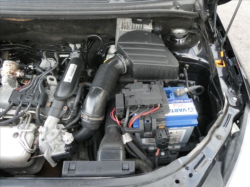 Škoda Fabia 1,2 TSi, 2 x kola, po servise - fotka 31 z 45