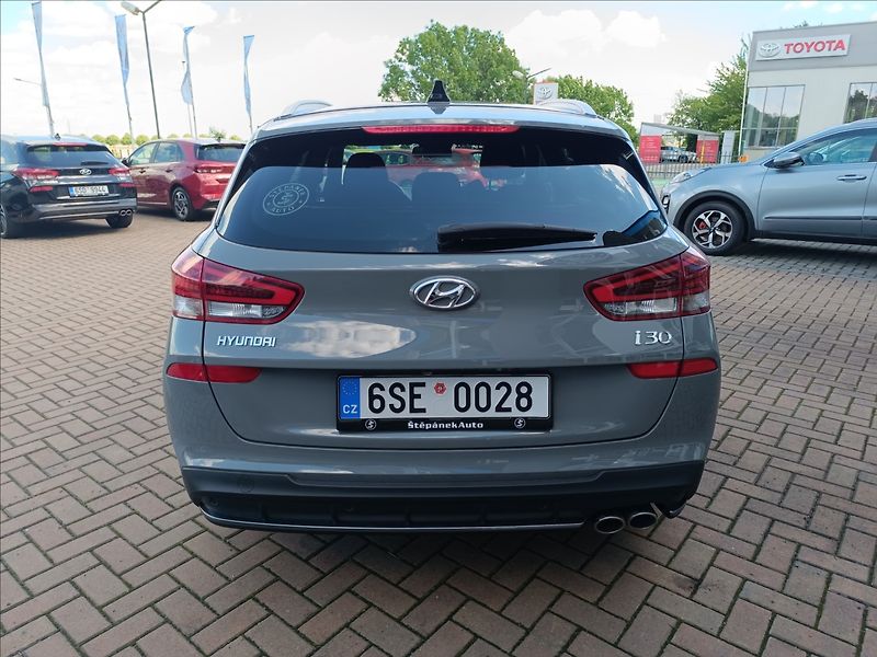 Hyundai i30 1,5 T-GDi, DCT N-line - fotka 6 z 18