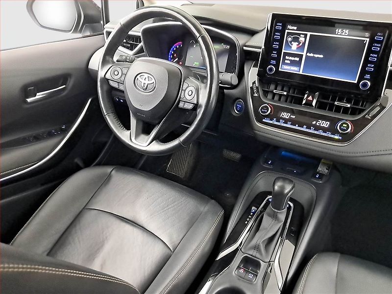 Toyota Corolla (2019) Executive 1.8 Hybrid, Automat - fotka 7 z 18
