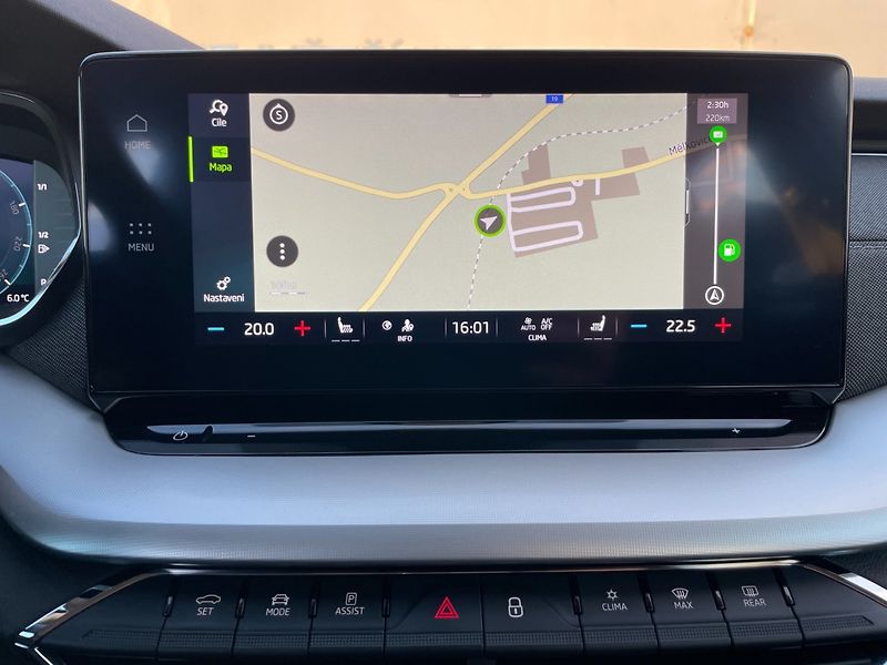 Škoda Octavia (2021) Com. 1.5TSi Style+! ČR! 1.maj. - fotka 15 z 40