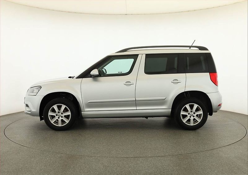 Škoda Yeti (2016) GreenLine 1.2 TSI, Serv.kniha - fotka 3 z 18