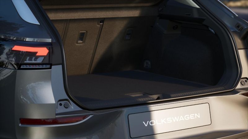 Volkswagen T-Roc (2026) 1,5 eTSI 85 kW 7DSG  Life - fotka 9 z 9