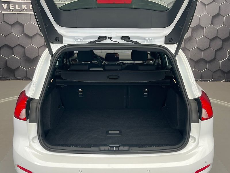 Ford Focus 2.0 EB ST-Line  manuál - fotka 34 z 50