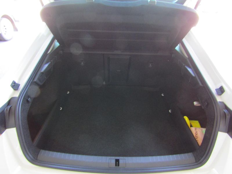 Škoda Octavia (2026) Selection 2.0 TDI 85 kW - fotka 15 z 30
