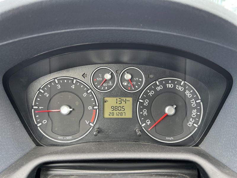 Ford Fusion 1.4i 16v KOUPENO V ČR 1.MAJ. - fotka 13 z 32