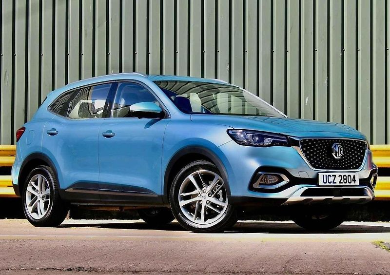Nabídka prostorných rodinných SUV se stále rozšiřuje