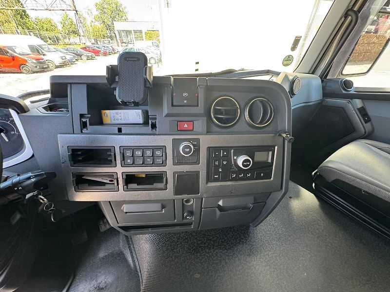 Renault Trucks T (2014) T 460, LOWDECK,EURO 6, - fotka 13 z 17