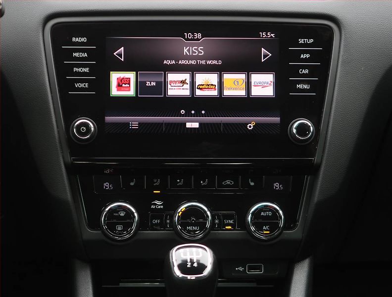 Škoda Octavia (2019) Ambition Plus 1.6 TDI - fotka 12 z 21
